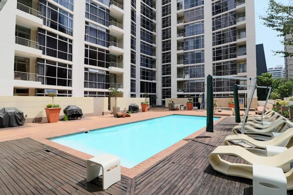 Upmarket Sandton Hydro Park Apartments Johannesburgo Exterior foto